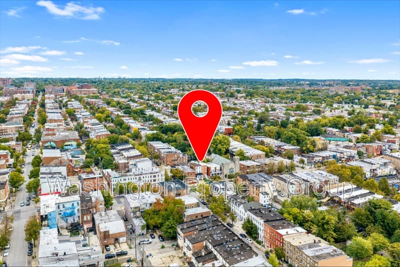Baltimore House: 206 E 25th St
