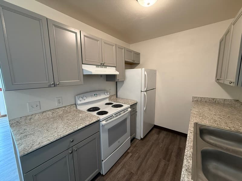 Oconto Condo: 120-130 Memorial Drive - G