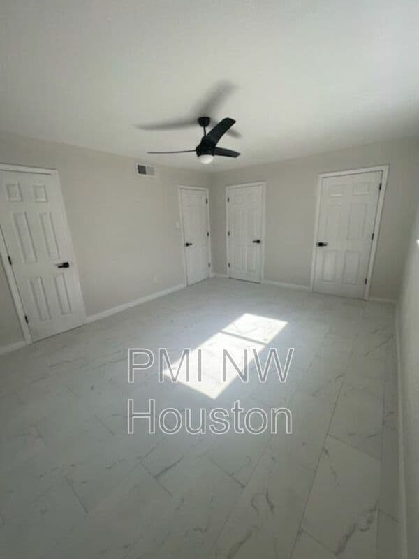 Houston Townhome: 2685 Gessner Rd