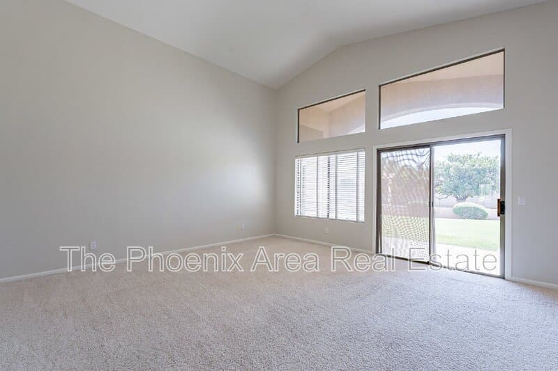 Mesa House: 4133 E Elmwood St