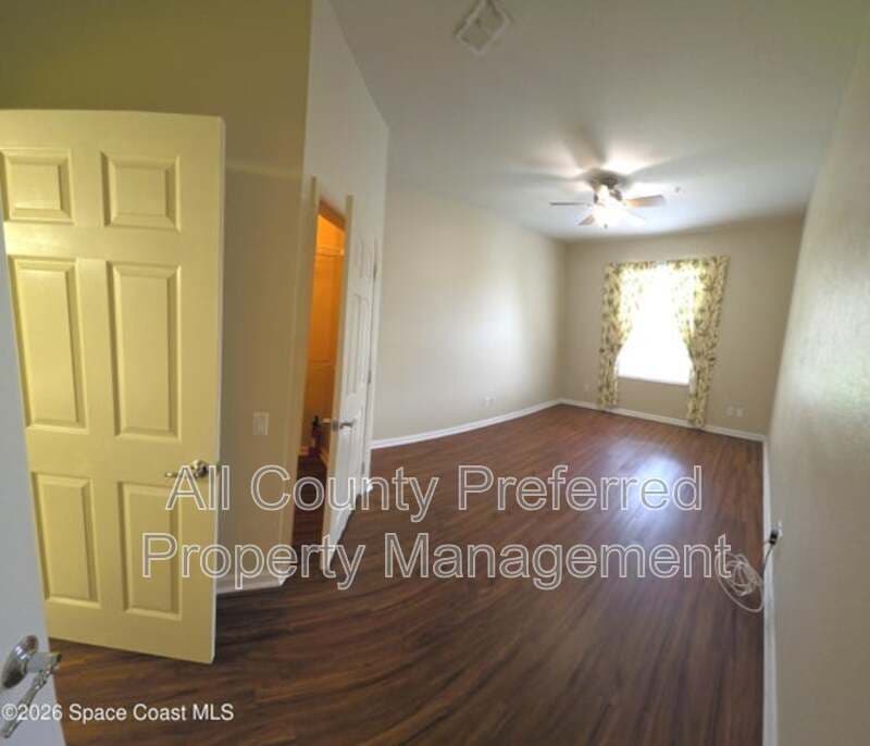 Rockledge Condo: 1576 Peregrine