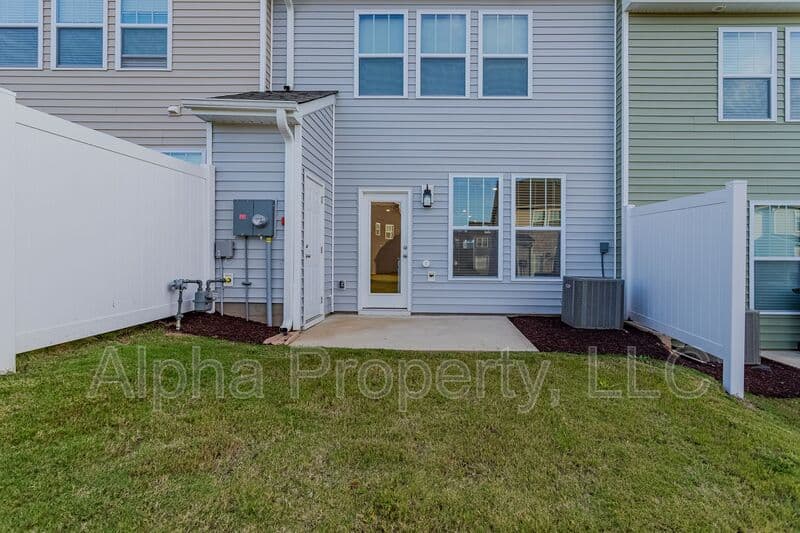 Moore Townhome: 1530 Rivermeade Dr