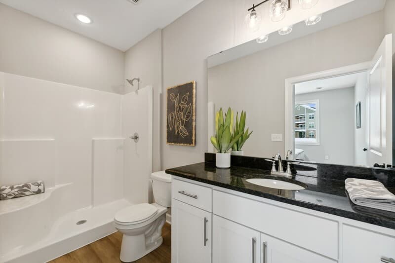 Baxter House: 13153 Berrywood Dr