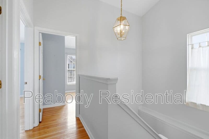 Sterling House: 46670 Cavendish Sq