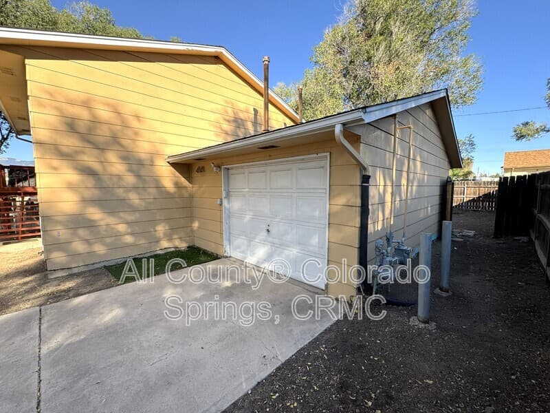 Colorado Springs Condo: 44 Sunflower Drive