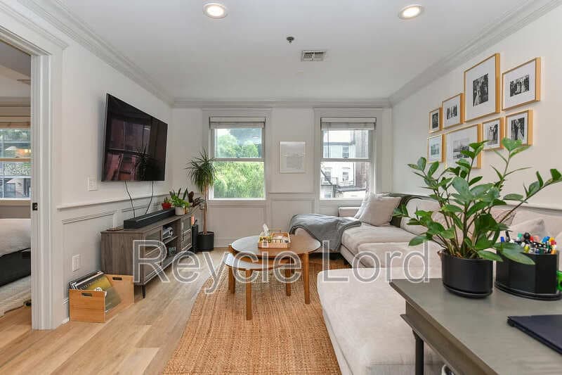 Hoboken Condo: 219 Willow Ave