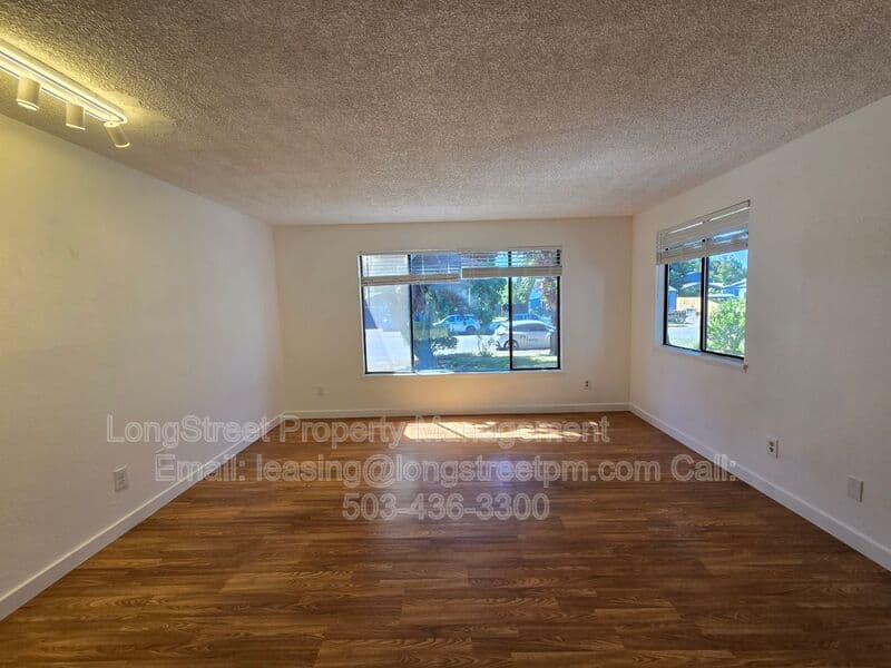 Philomath House: 2711 Newton St