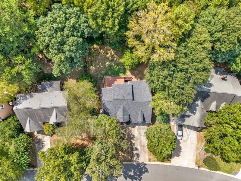 Charlotte House: 3112 English Sparrow Lane