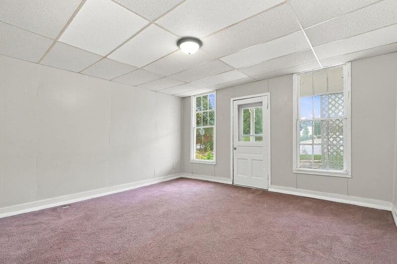 West Jefferson House: 20 - 22 S. Twin St.