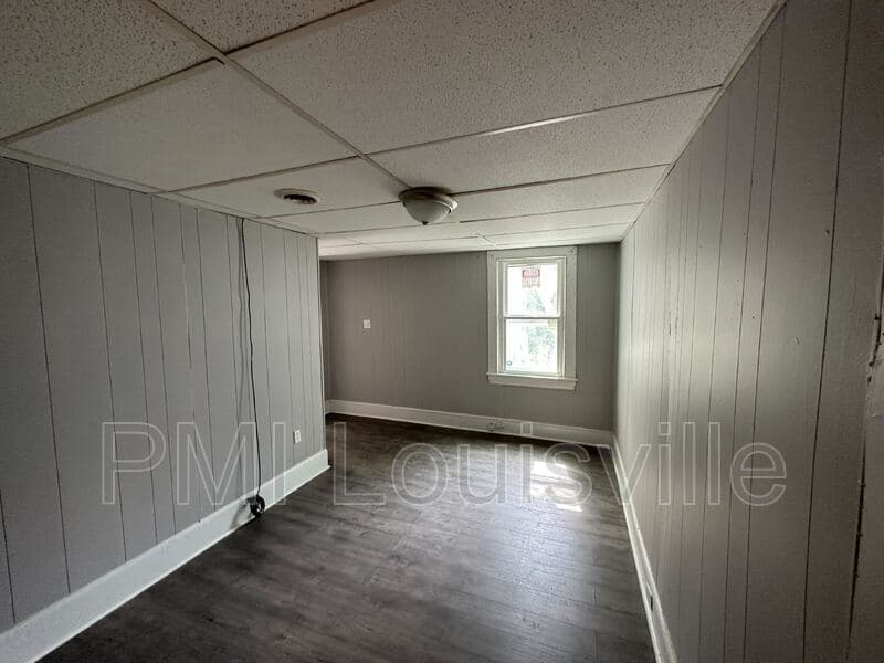 Louisville House: 3605 Larkwood Ave