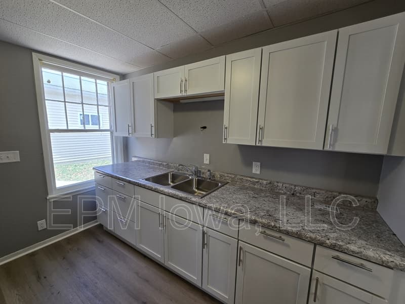 Independence House: 315 4th Avenue Southwest
