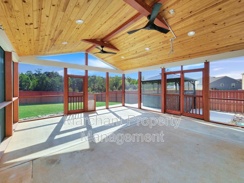 Piedmont House: 156 Barrington Creek Road