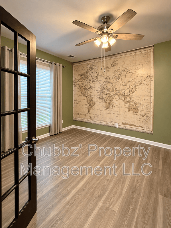 Beaufort House: 21 Seneca Way