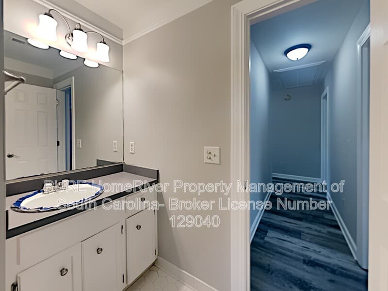 Columbia House: 313 Brook Hollow Dr