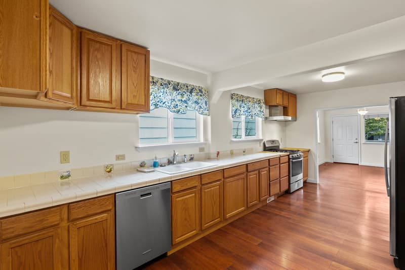 Seattle Condo: 4724 S Findlay St