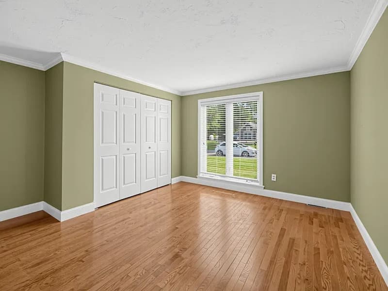 Taunton Condo: 144 Hart St
