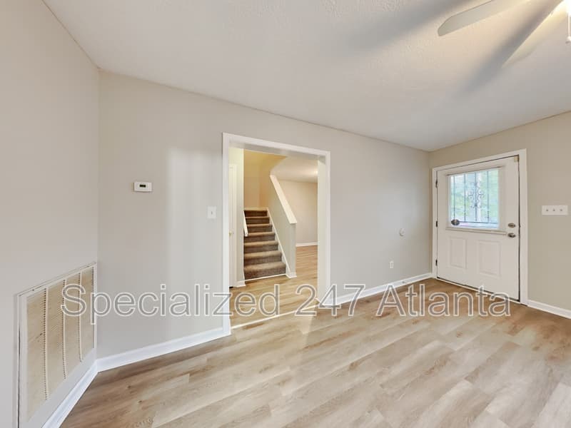 Atlanta House: 729 Cooper St SW