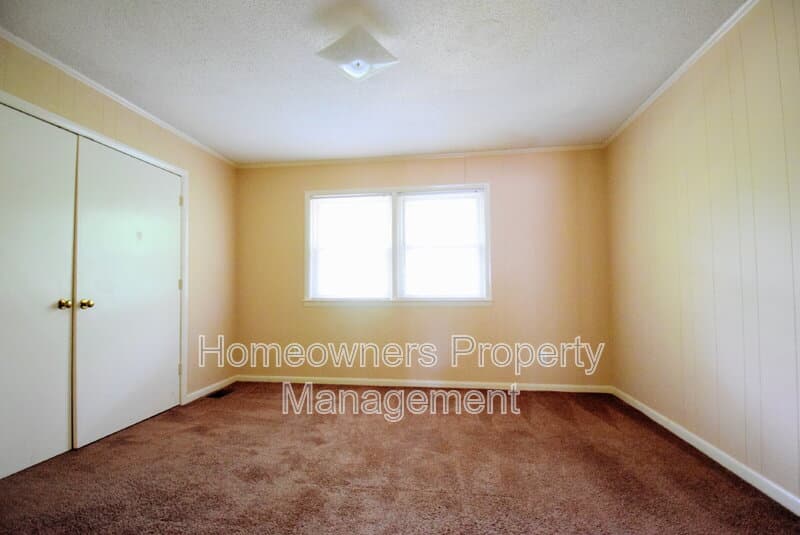 Hope Mills Condo: 5654-B Pope St
