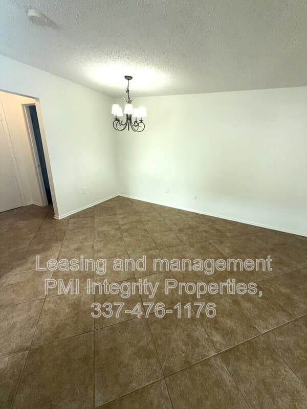 Baton Rouge Apartment: 7324 Menlo Drive
