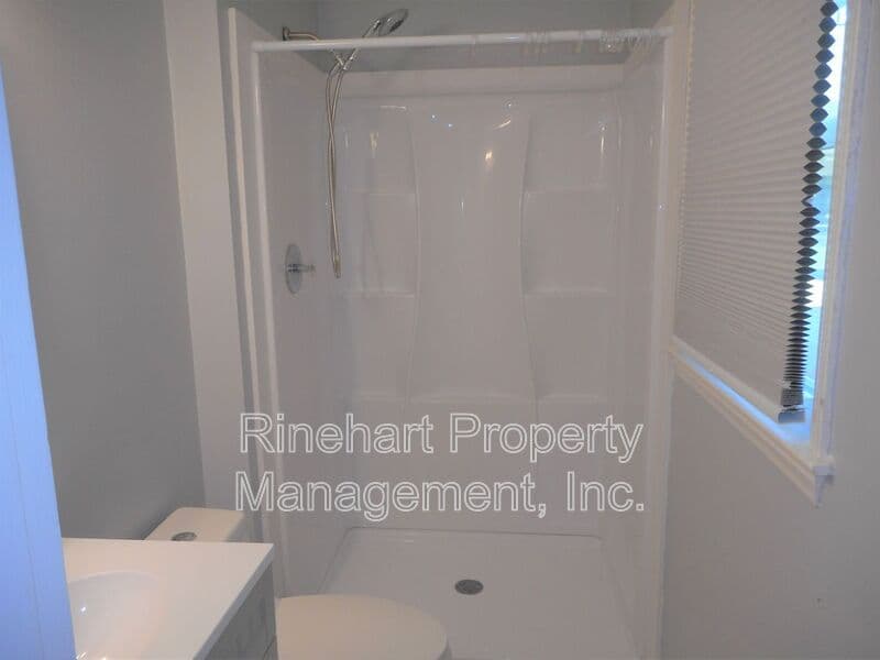 Rock Hill House: 1611 Fieldcrest Circle