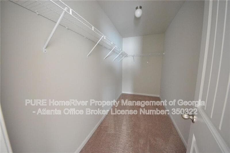 Mcdonough House: 554 Tulip Ln