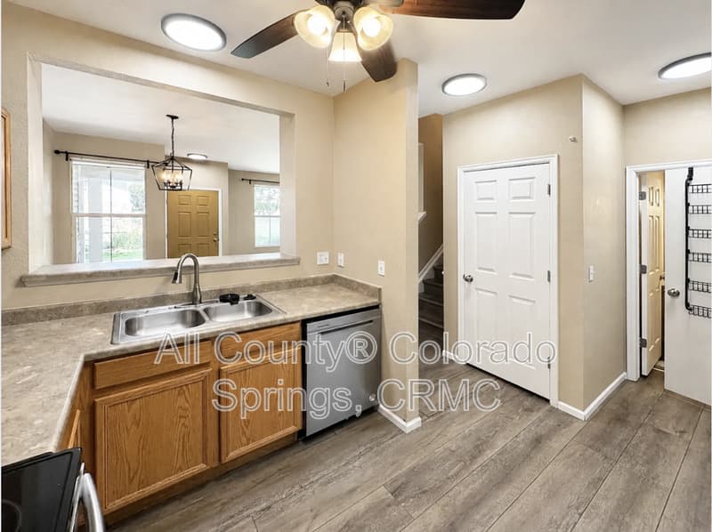 Colorado Springs Townhome: 1841 Reilly Grove