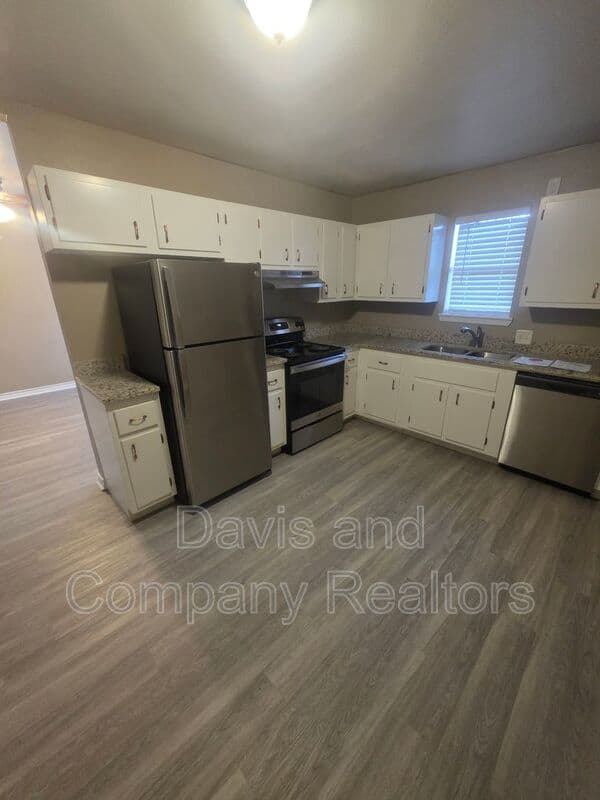Midland Condo: 2910 W Michigan Ave