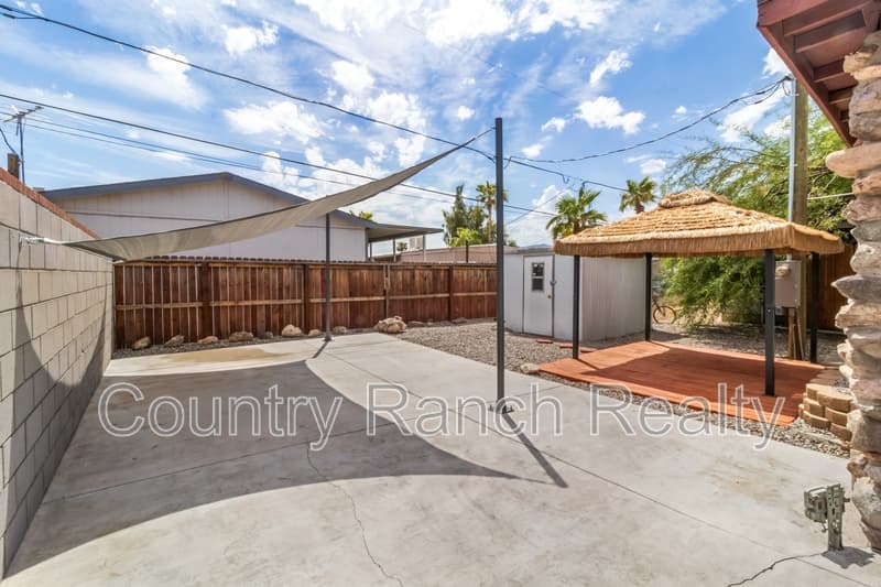 Bullhead City House: 460 Patillo Drive