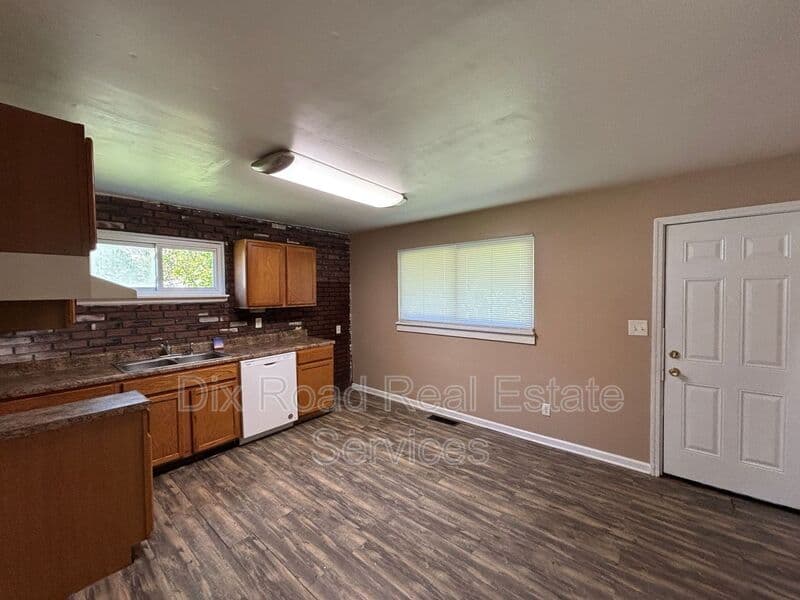 Trotwood House: 4855 Live Oak Drive
