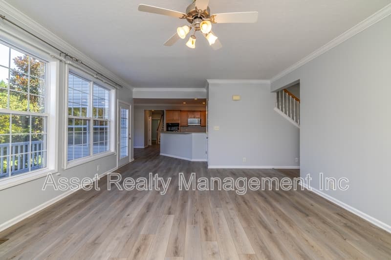 Knoxville House: 1217 Dreamview Lane