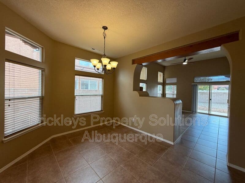 Rio Rancho House: 65 Willow Trace Court SE