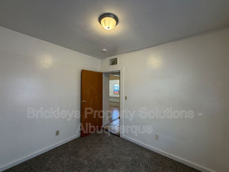 Albuquerque Condo: 313 Cornell Drive SE