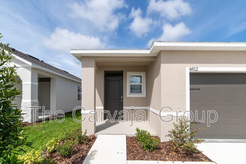 Davenport House: 4812 Rolling Lake Lane