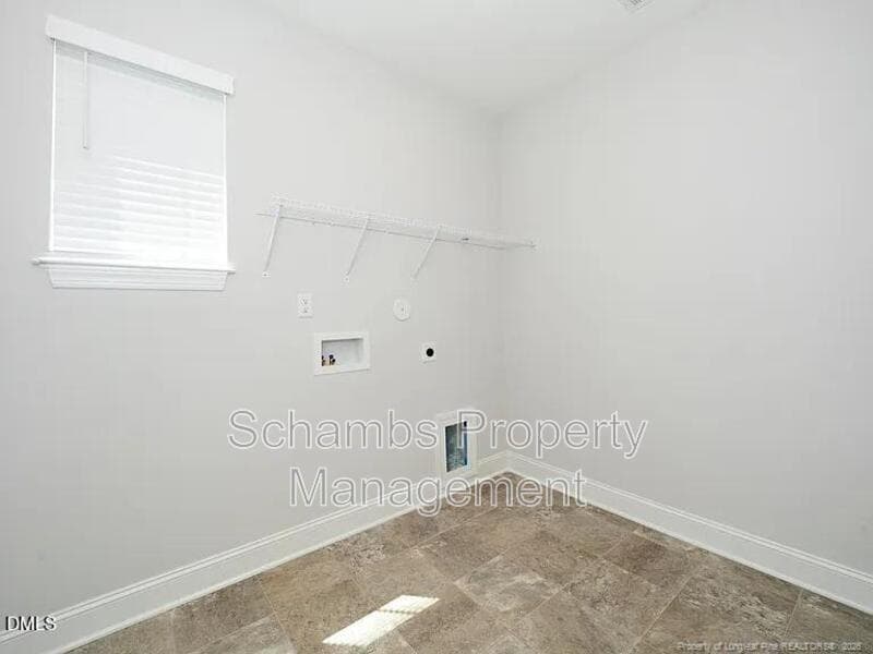 Fuquay Varina House: 1425 Queen Trigger Dr