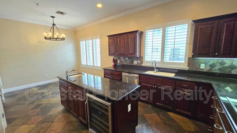 Tampa Townhome: 1001 S Rome Ave