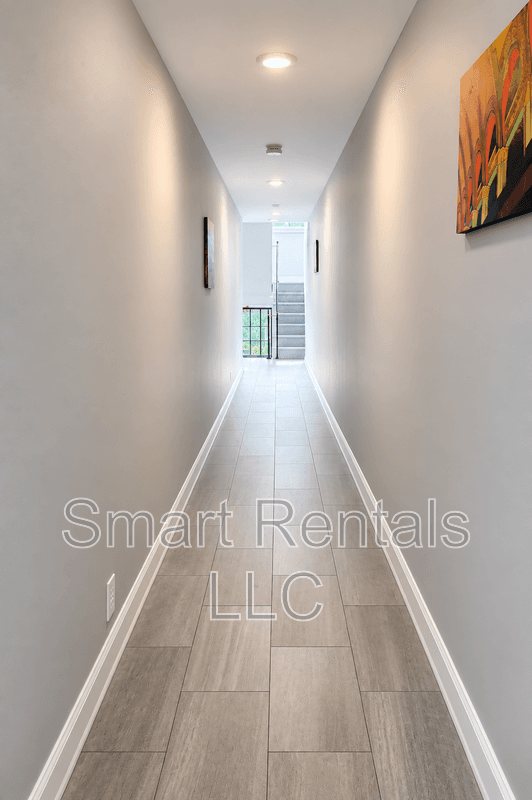 Maplewood Condo: 2509 Bellevue Avenue - 7