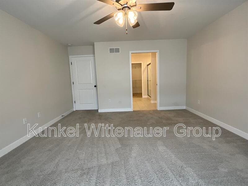 Fairview Heights Condo: 808 Applewoood Creek Drive