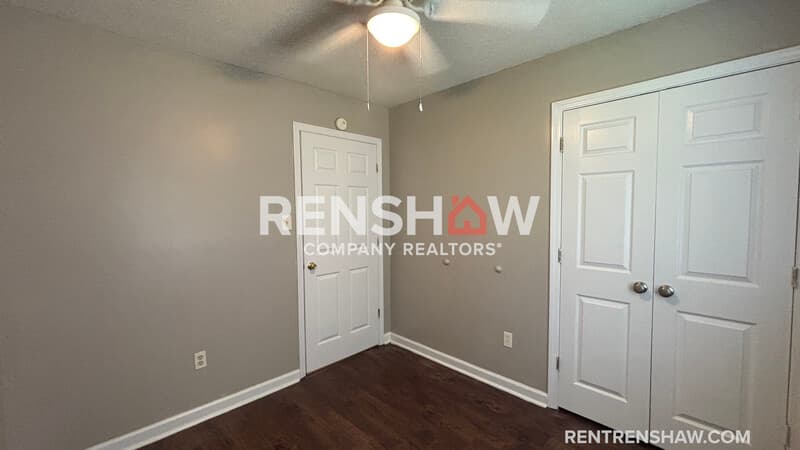 Munford House: 23 Navy Cir