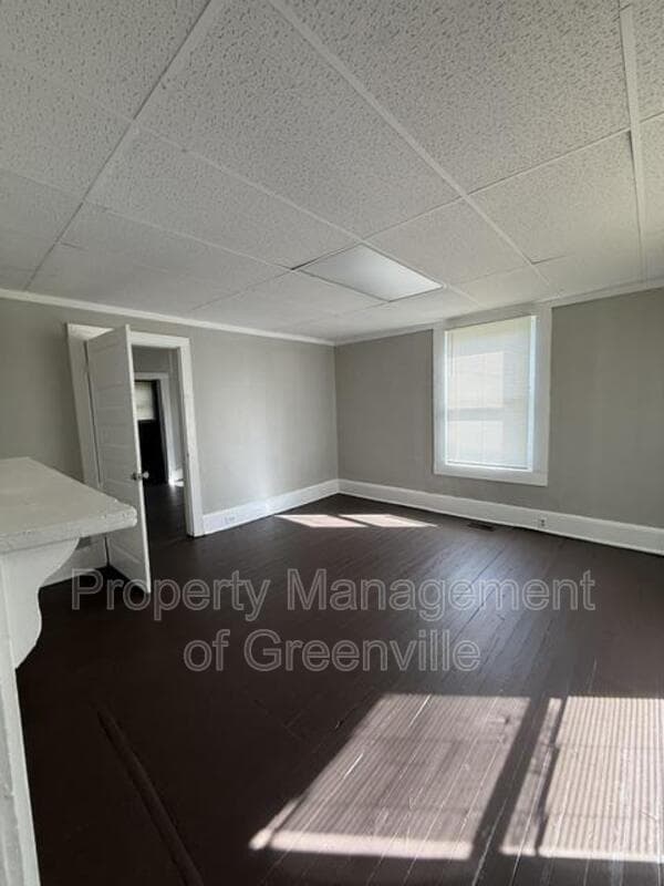 Greenville House: 33 6th Street
