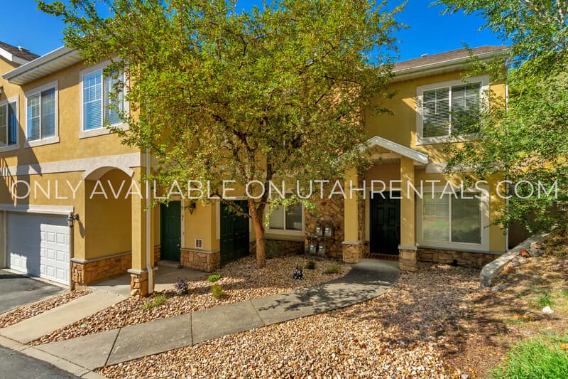Provo Condo: 1043 Canyon Meadow Dr