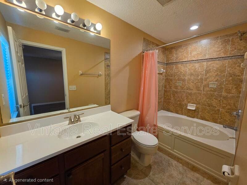 Brandon House: 2425 Middleton Grove Dr