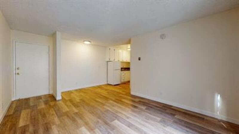 Los Angeles Condo: 12500 Culver Boulevard - 216