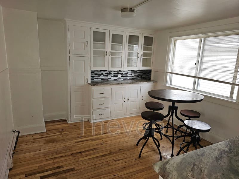 Cheektowaga Condo: 61 Marne Road