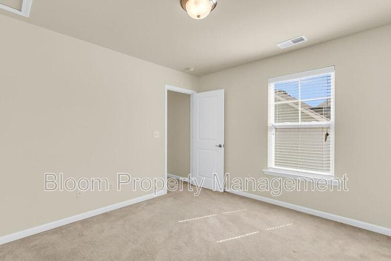 Mount Pleasant House: 2649 Lohr Dr