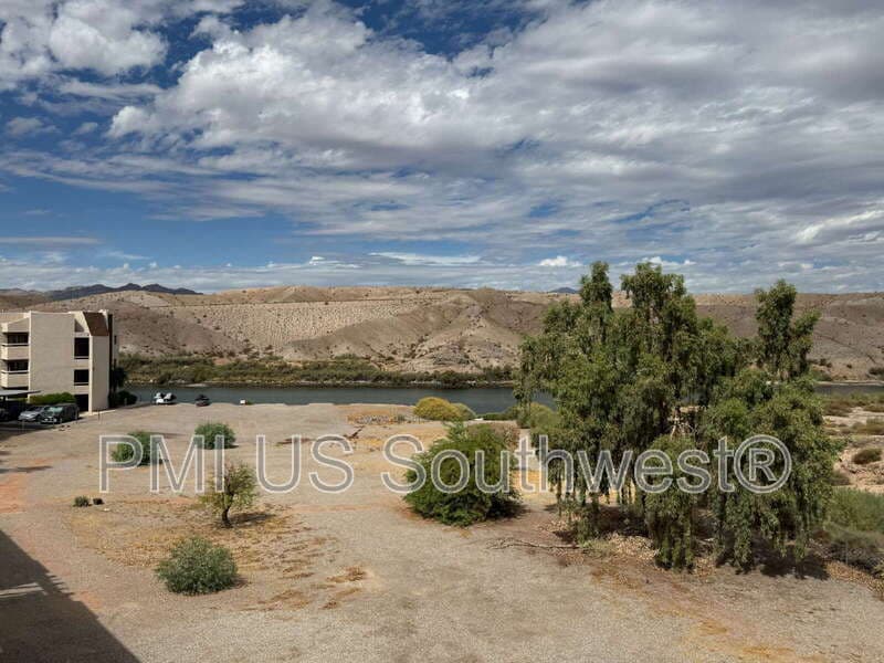 Bullhead City Condo: 1611 Highway 95