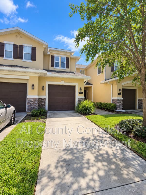 Jacksonville Townhome: 2311 Red Moon Dr.