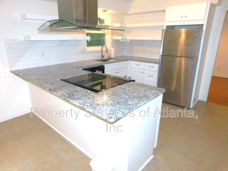 Marietta House: 1710 Pine Rd