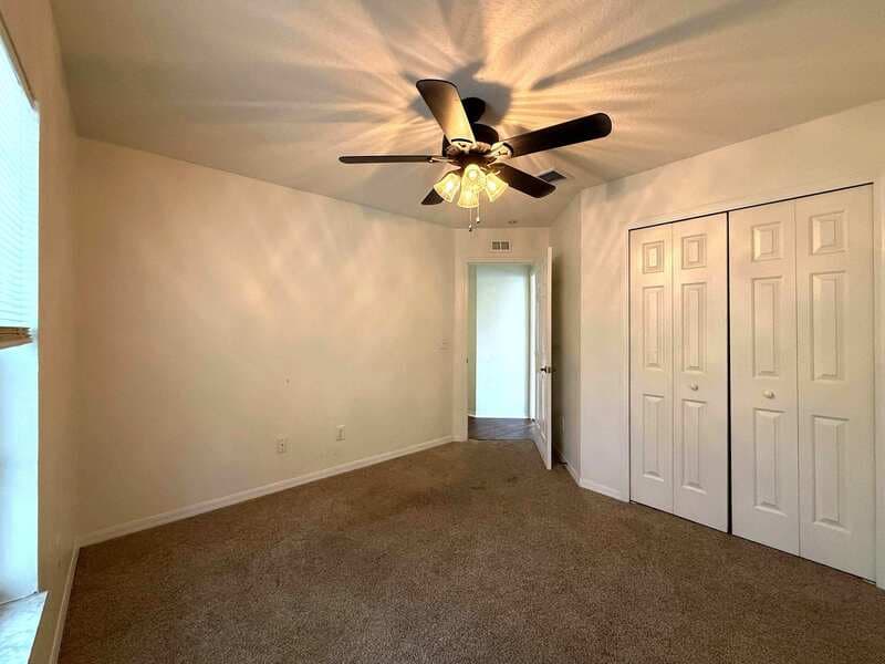 Lithia House: 16221 Bridgewalk Drive