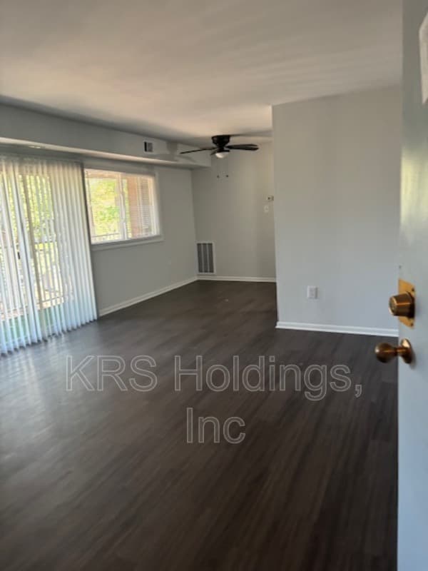 Richmond Condo: 5606 Crenshaw