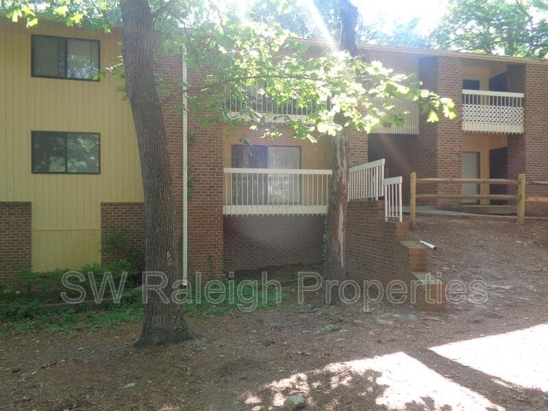 Raleigh Condo: 1204 Schaub Drive